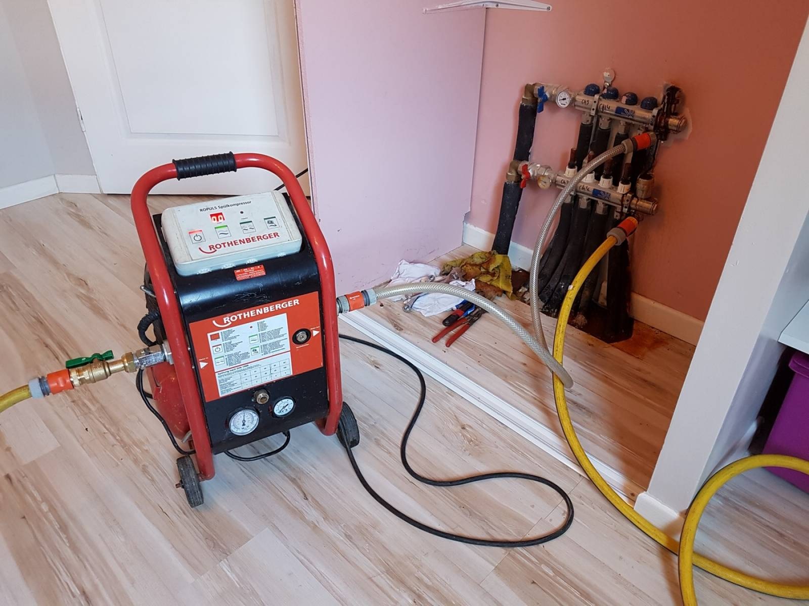 Soğukpınar Vaillant Hermetik Şofben Kombi Bakımı